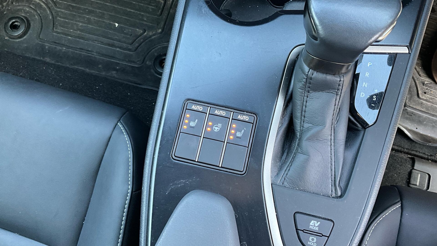 Used Lexus UX 2023 for sale - 77794424: Photo 32