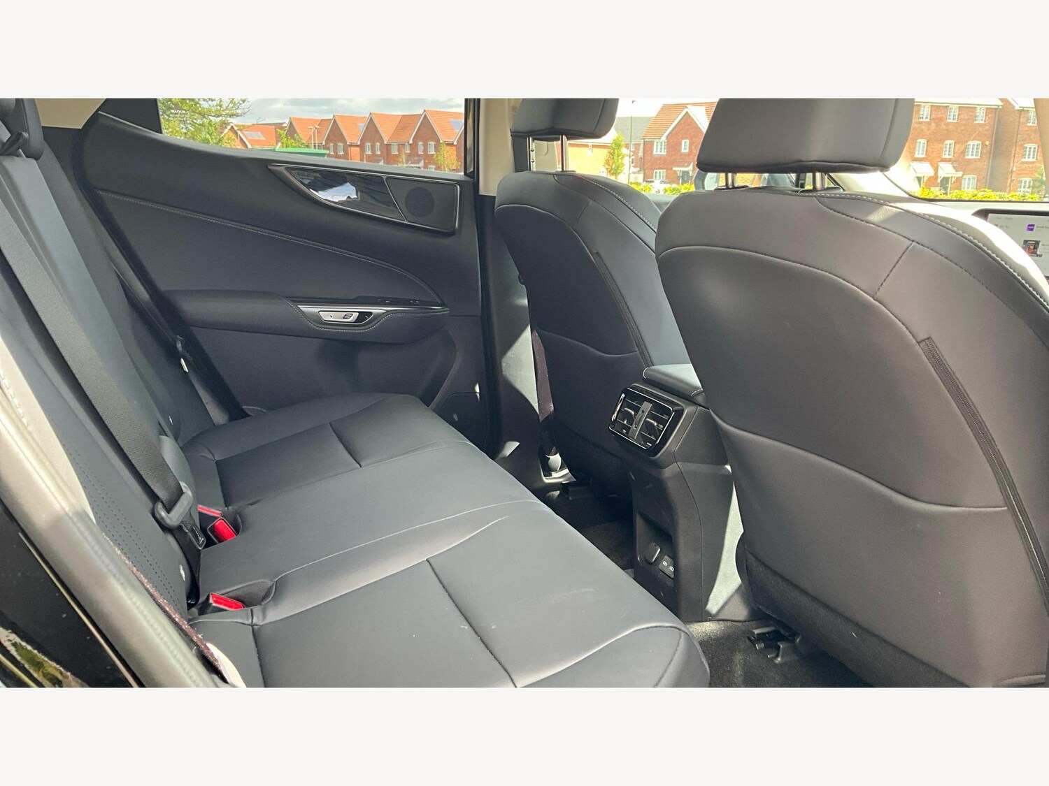 Used Lexus NX 2024 for sale - 76527845: Photo 11