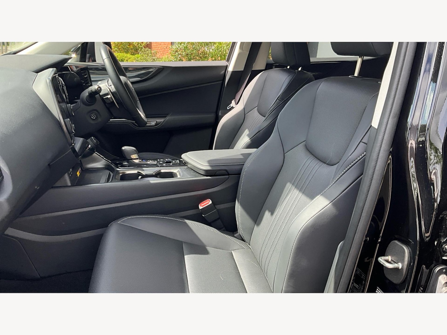 Used Lexus NX 2024 for sale - 76527845: Photo 8