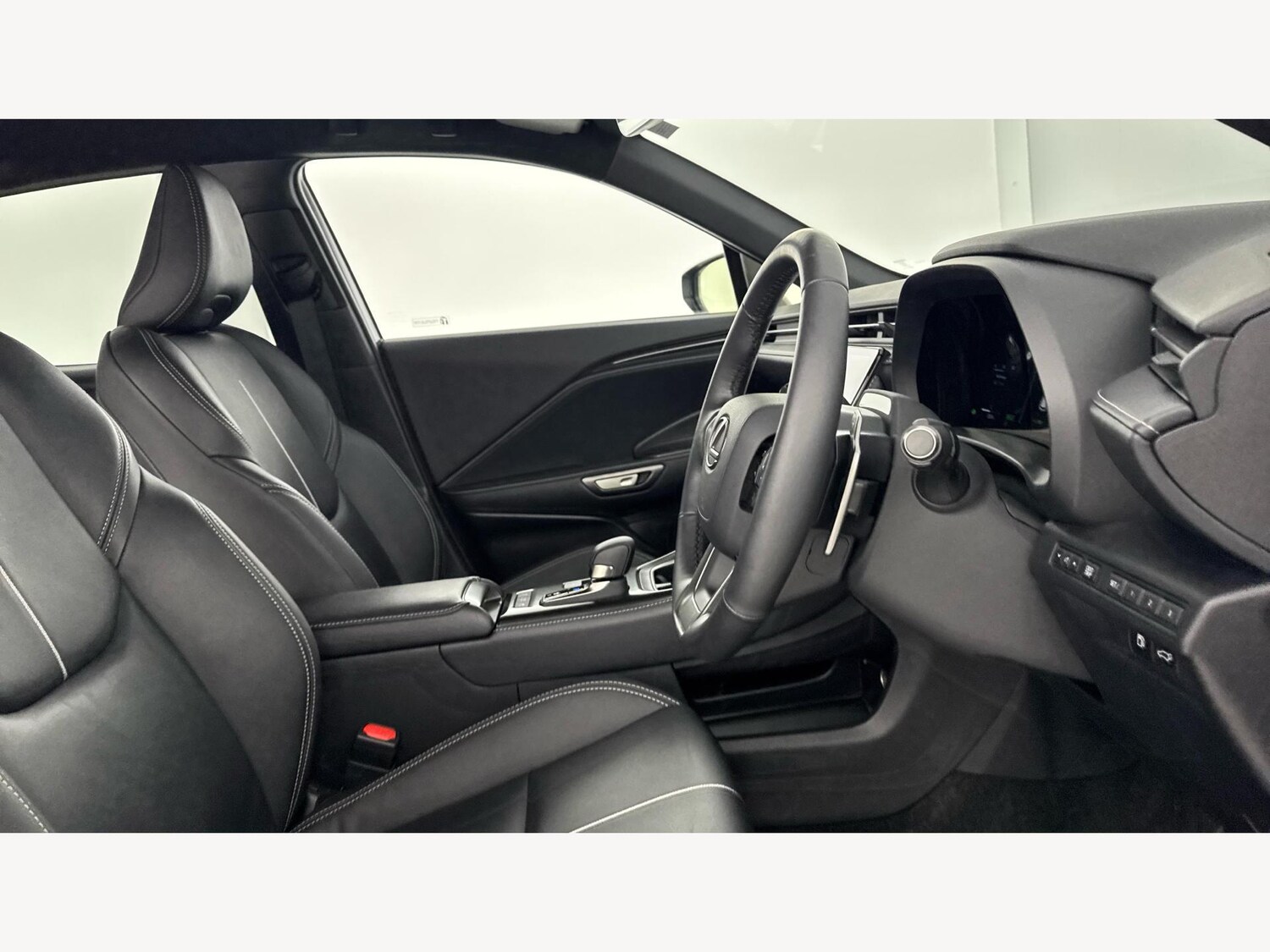 Used Lexus LBX 2024 for sale - 76606896: Photo 15