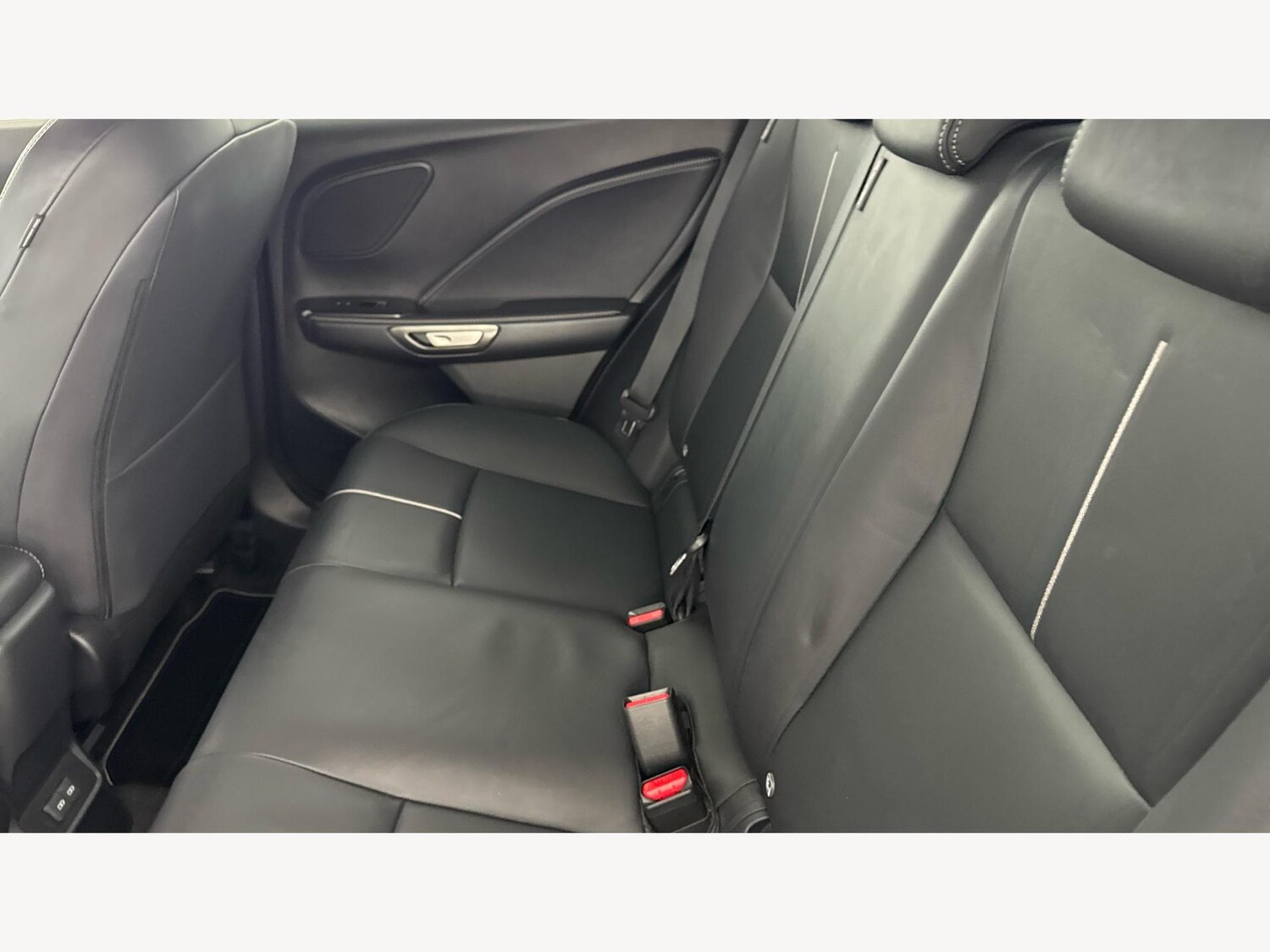 Used Lexus LBX 2024 for sale - 76606896: Photo 16