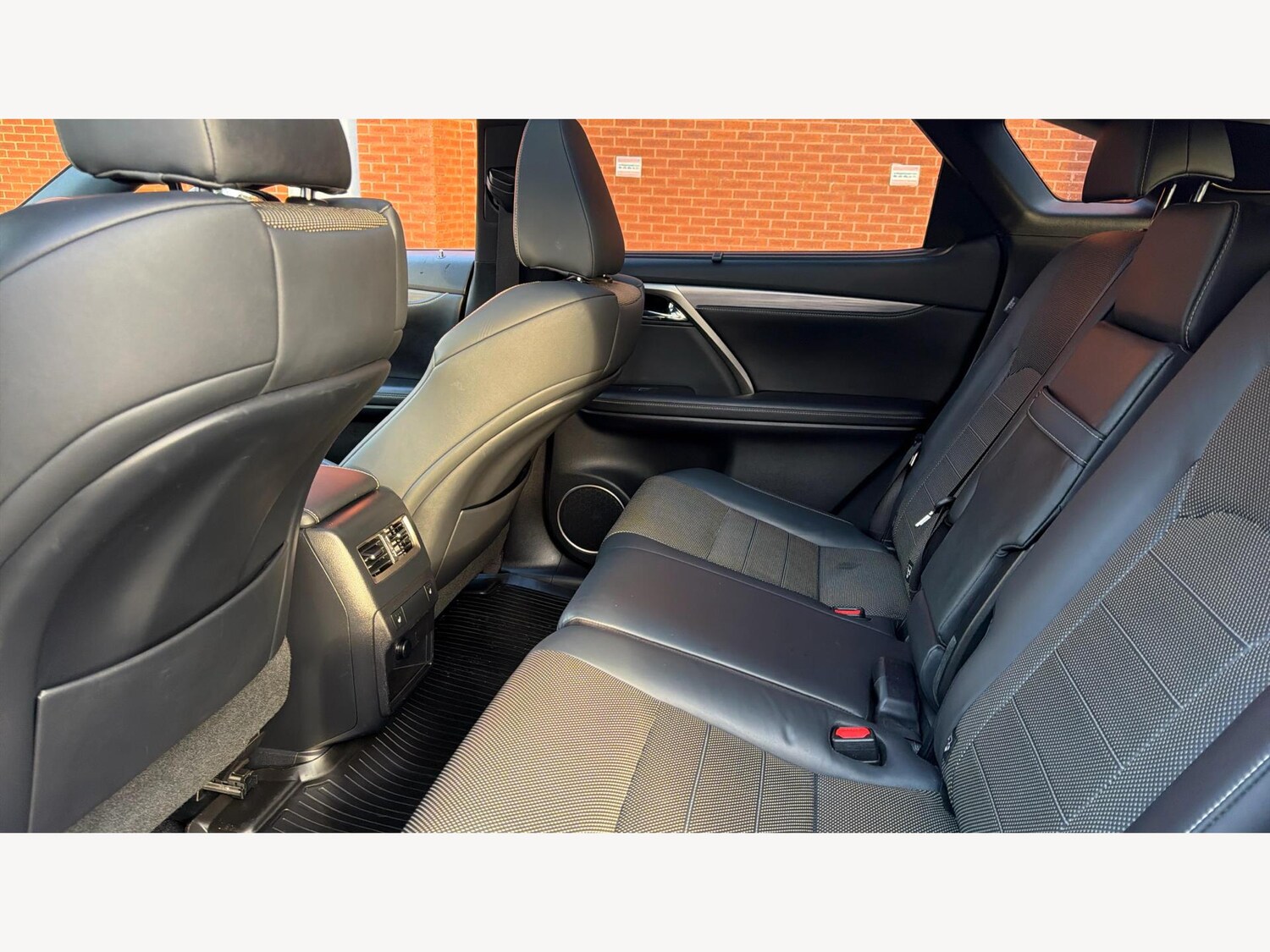 Used Lexus RX 2019 for sale - 76823921: Photo 16