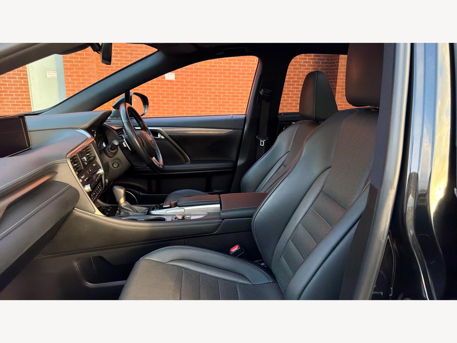 Used Lexus RX 2019 for sale - 76823921: Photo 8