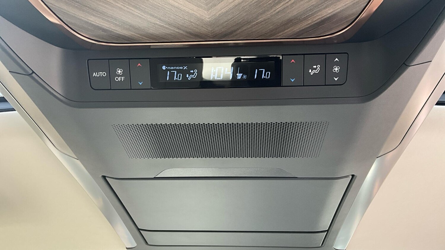 Used Lexus LM 2025 for sale - 76446412: Photo 39