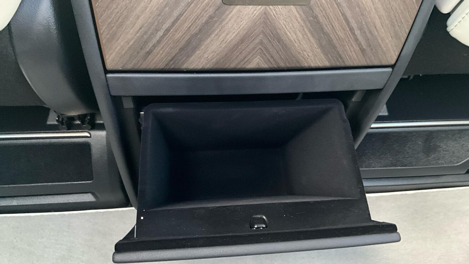 Used Lexus LM 2025 for sale - 76446412: Photo 48