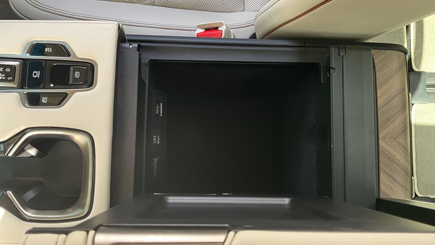 Used Lexus LM 2025 for sale - 76446412: Photo 80