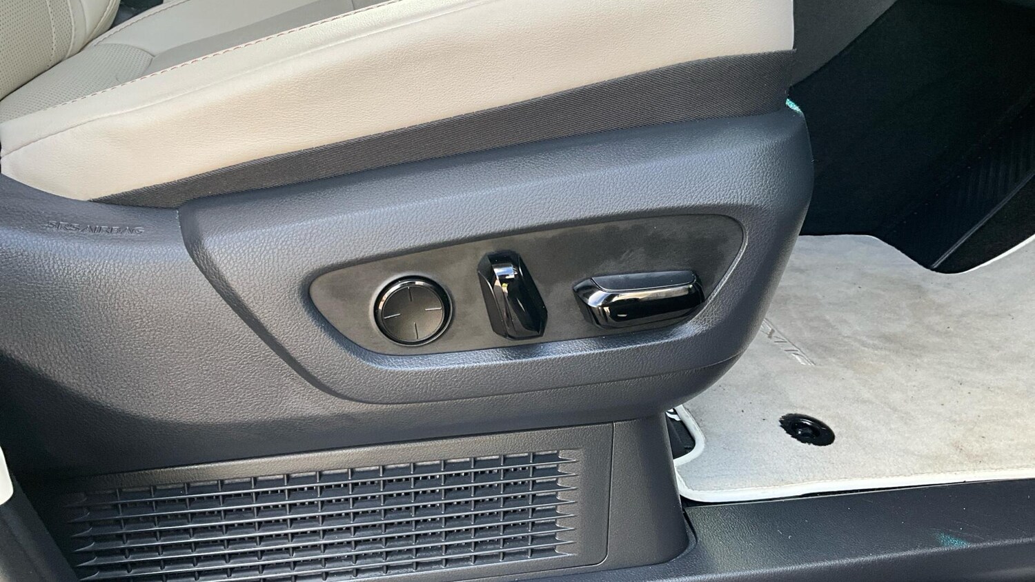 Used Lexus LM 2025 for sale - 76446412: Photo 84