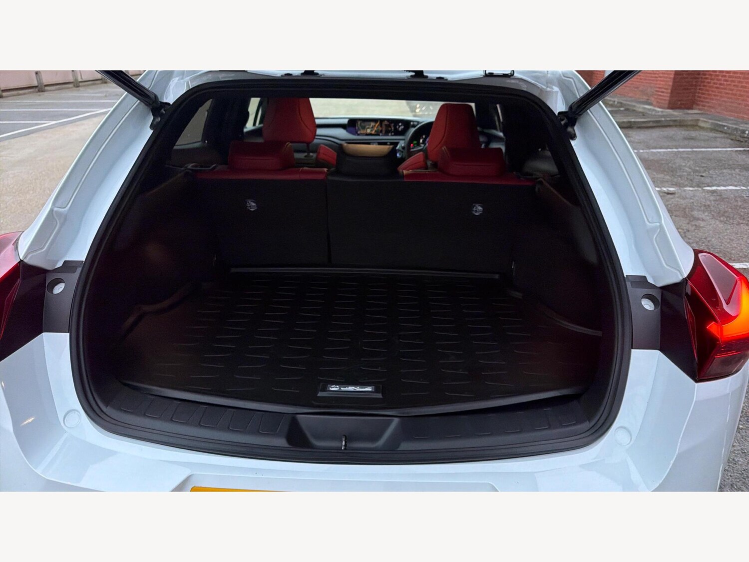 Used Lexus UX for sale - 77216266: Photo 17