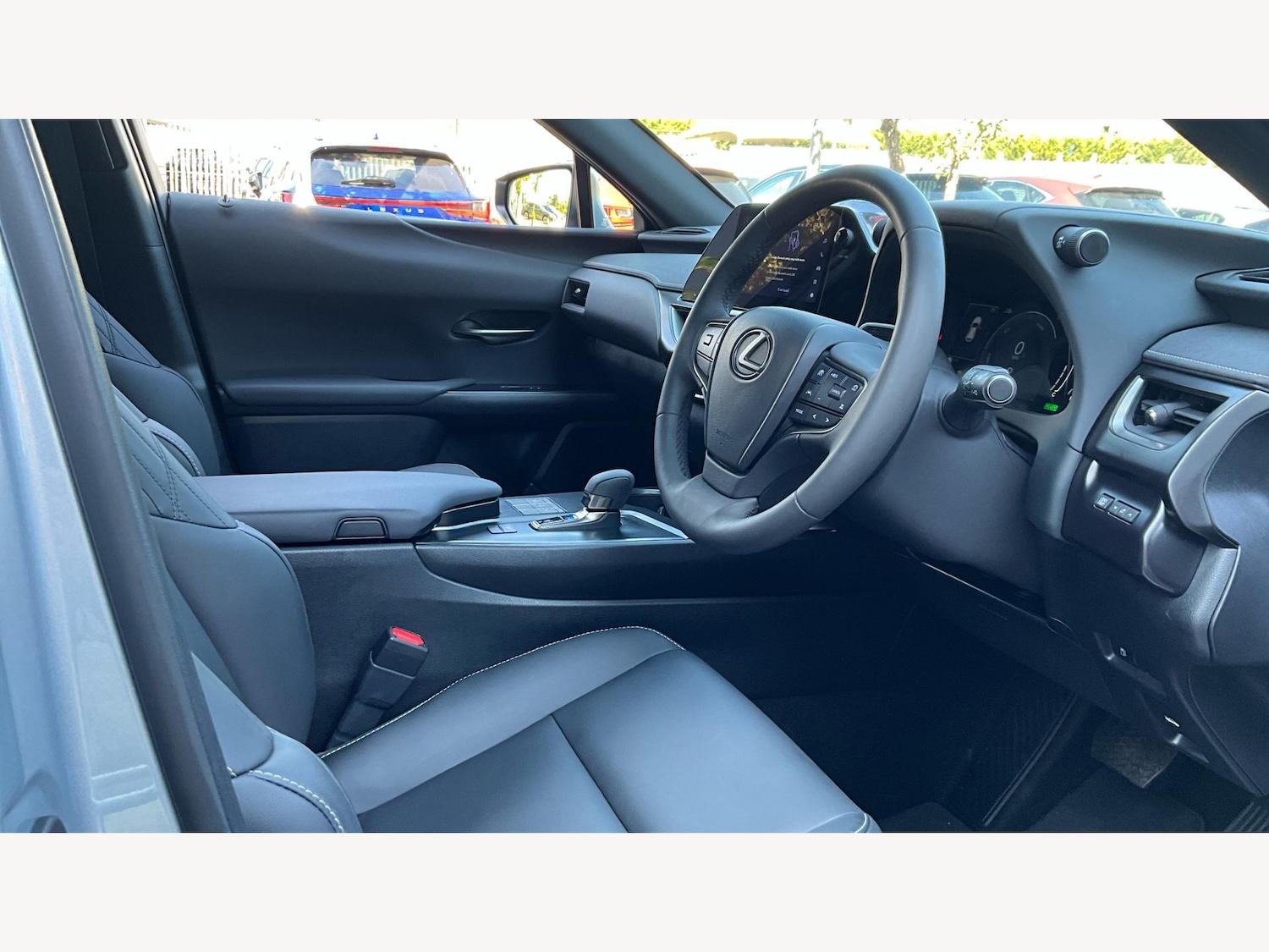 Used Lexus UX 2024 for sale - 77091717: Photo 15