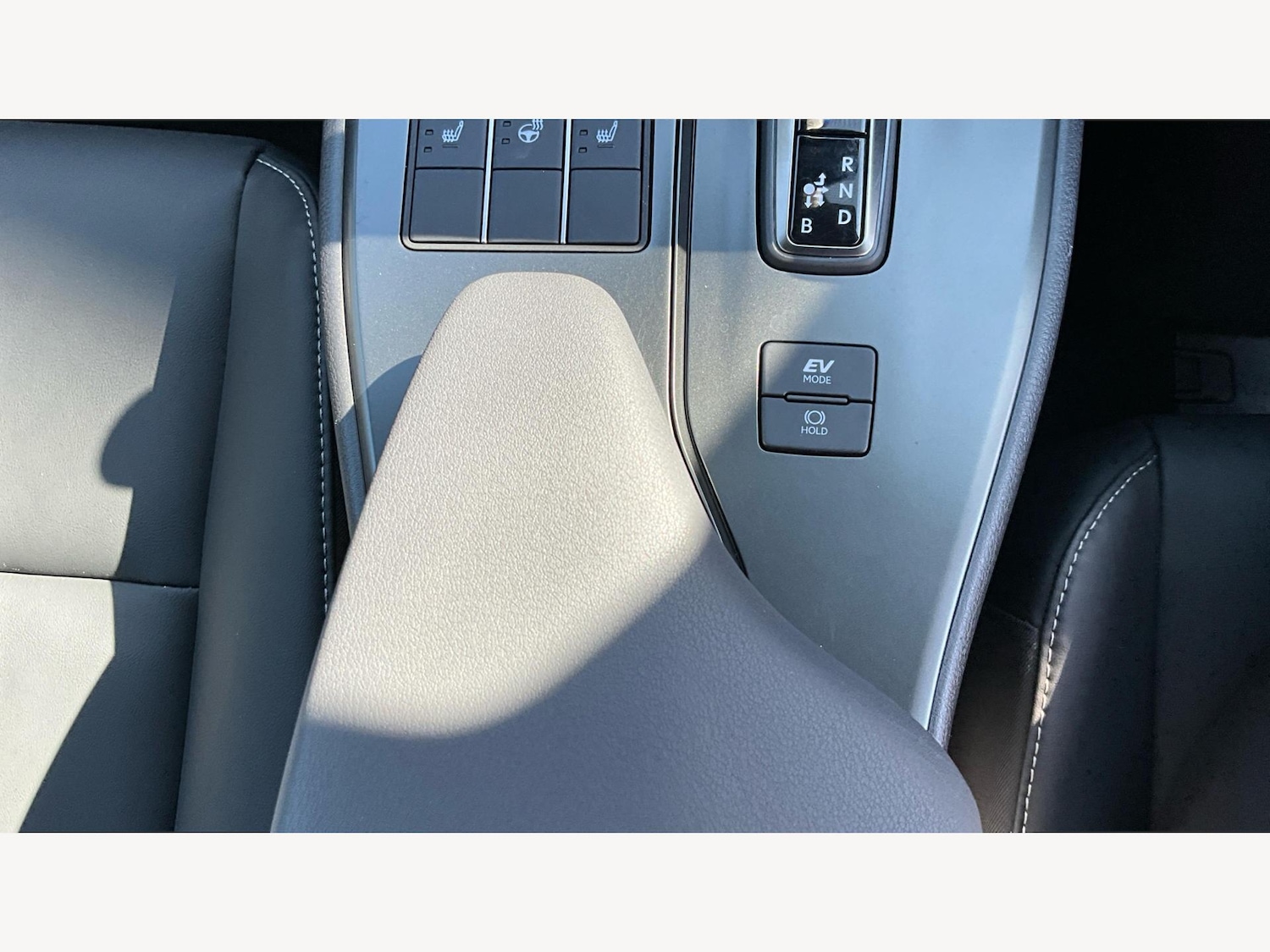 Used Lexus UX 2024 for sale - 77091717: Photo 29