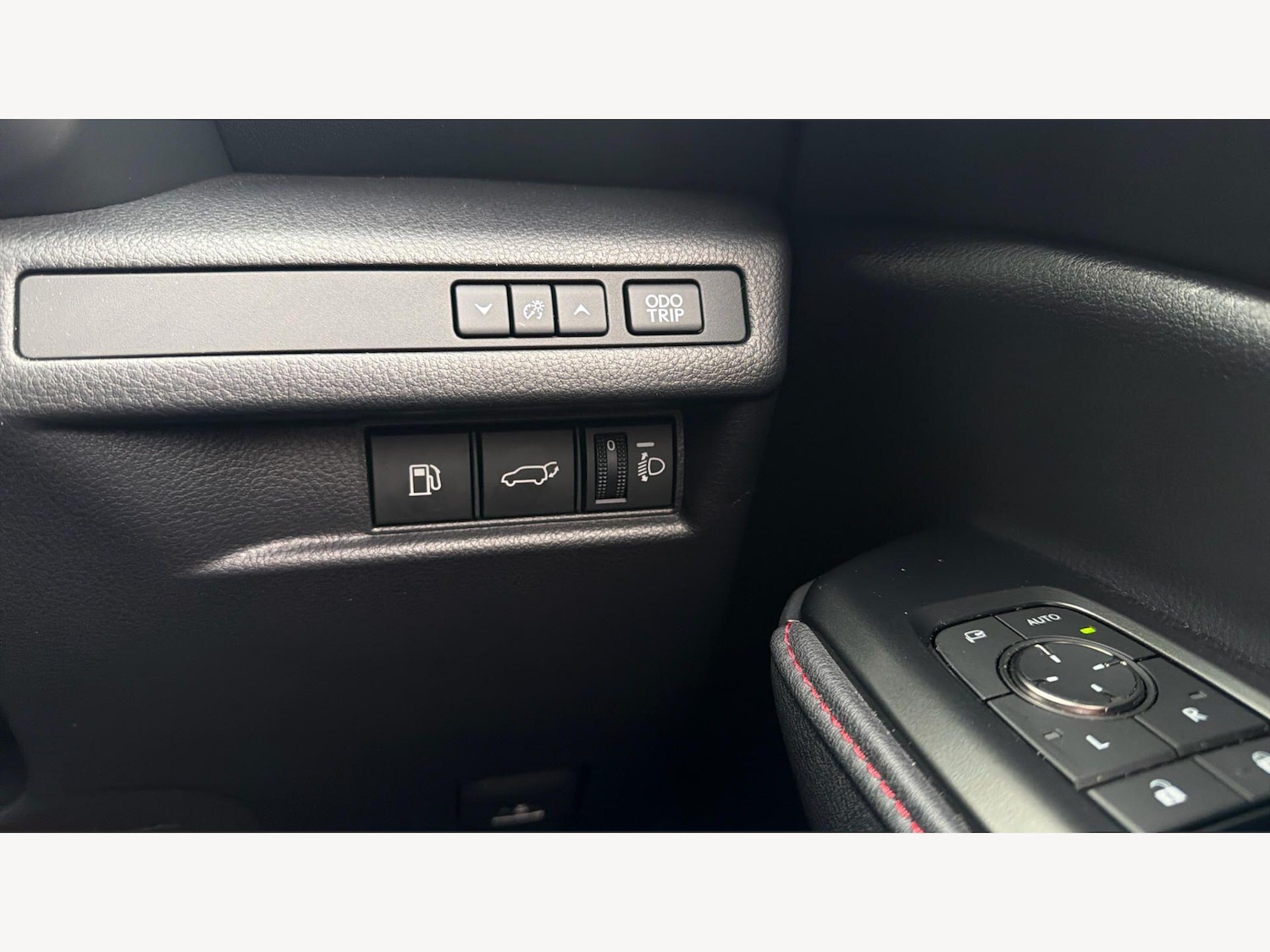 Used Lexus LBX 2024 for sale - 77939682: Photo 30