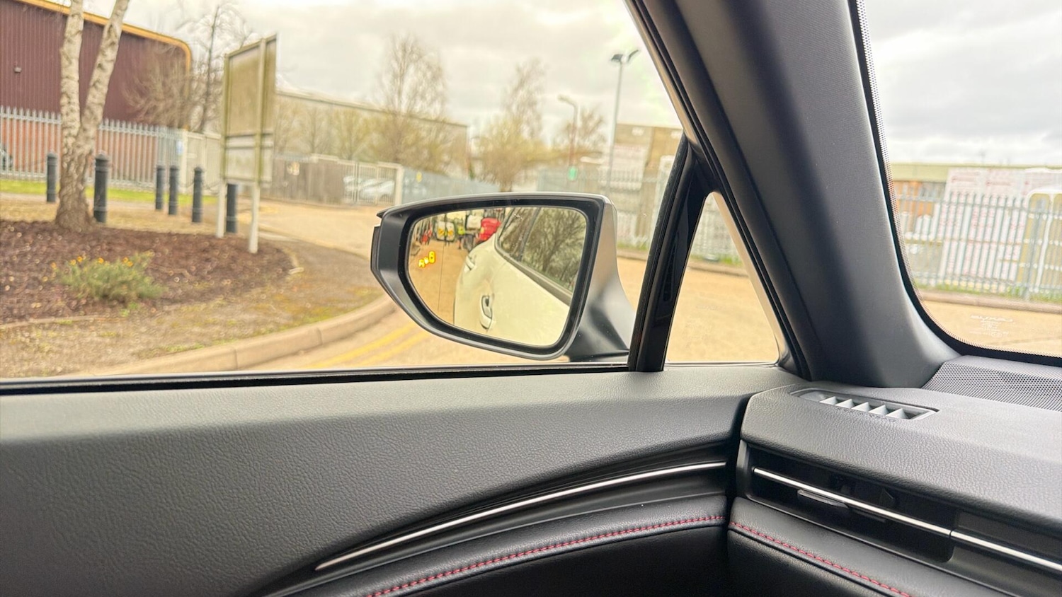 Used Lexus LBX 2024 for sale - 77939682: Photo 33