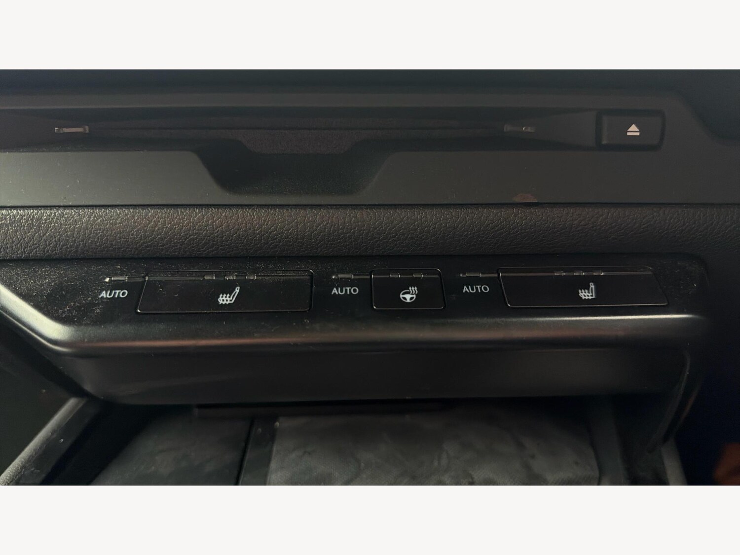 Used Lexus UX 2022 for sale - 77658570: Photo 28