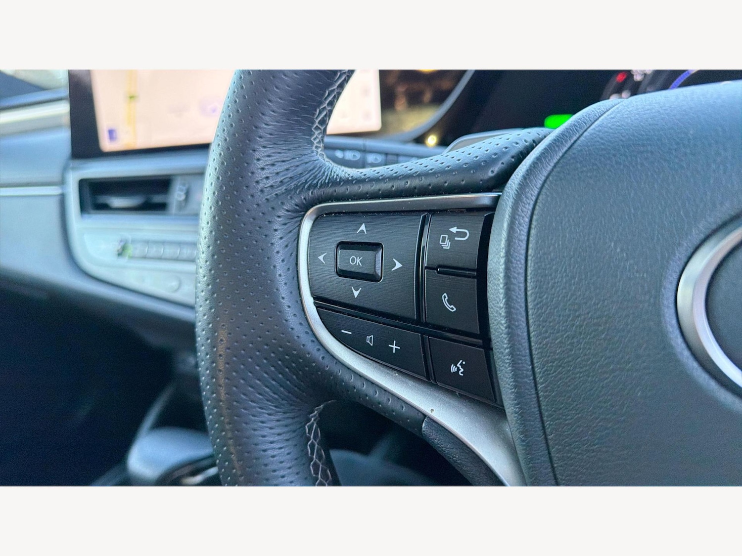 Used Lexus ES 2024 for sale - 77166837: Photo 31