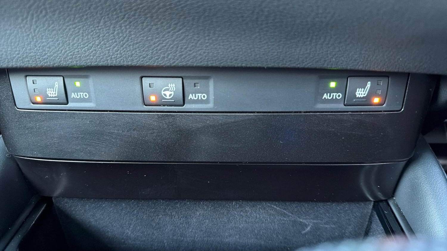 Used Lexus ES 2024 for sale - 77166837: Photo 35