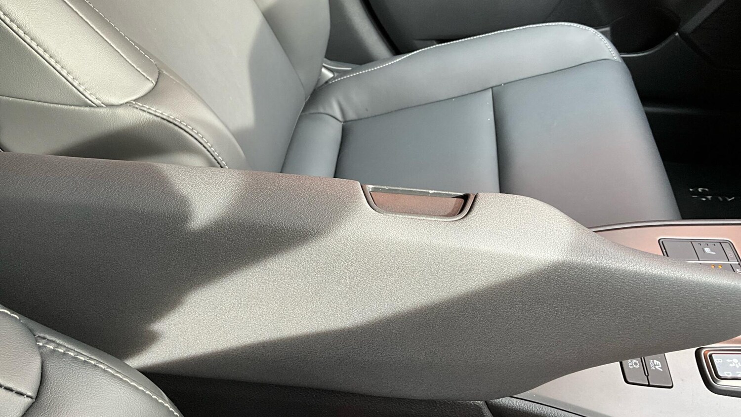 Used Lexus UX for sale - 77611863: Photo 34