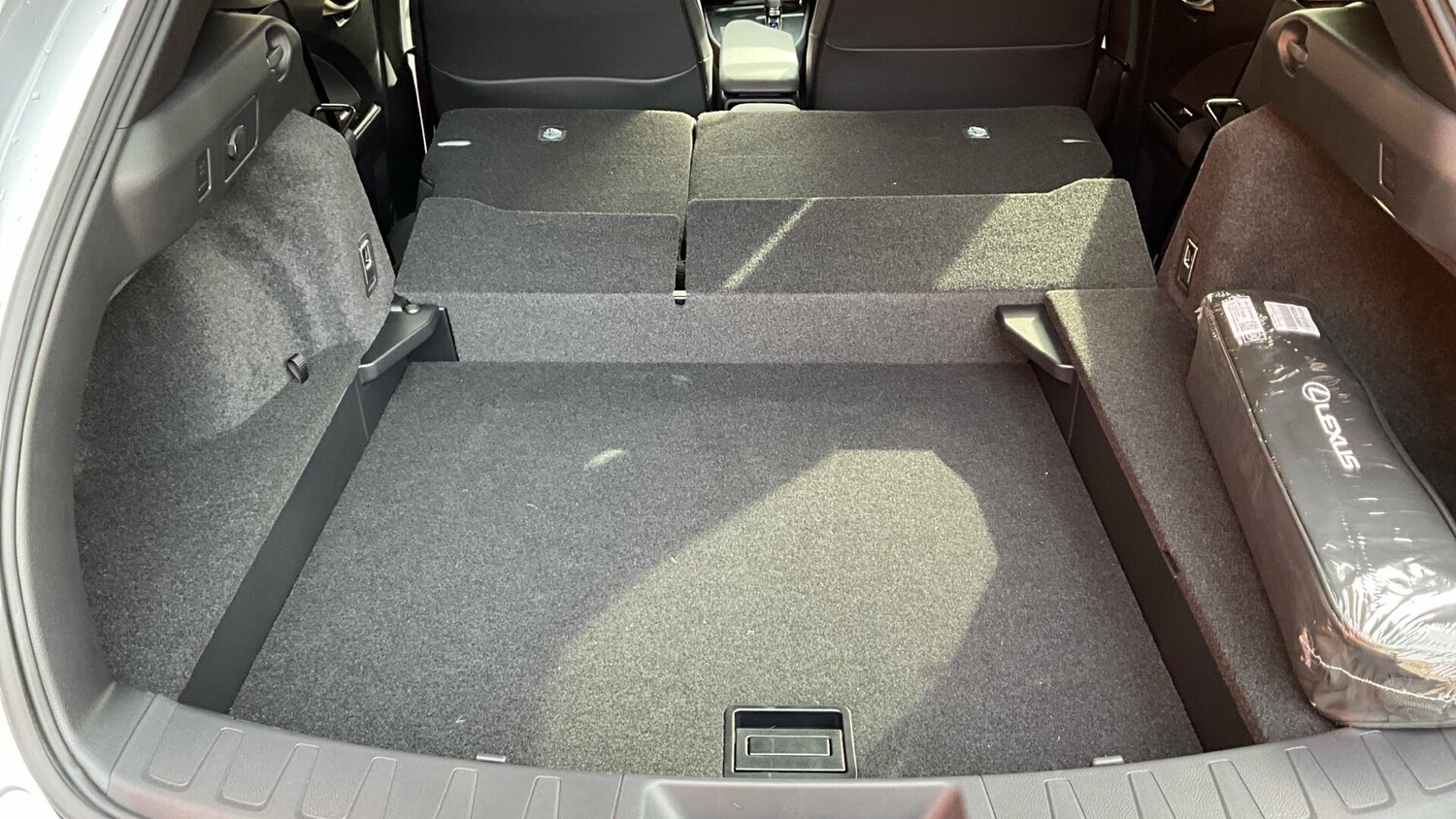 Used Lexus UX for sale - 77611863: Photo 45