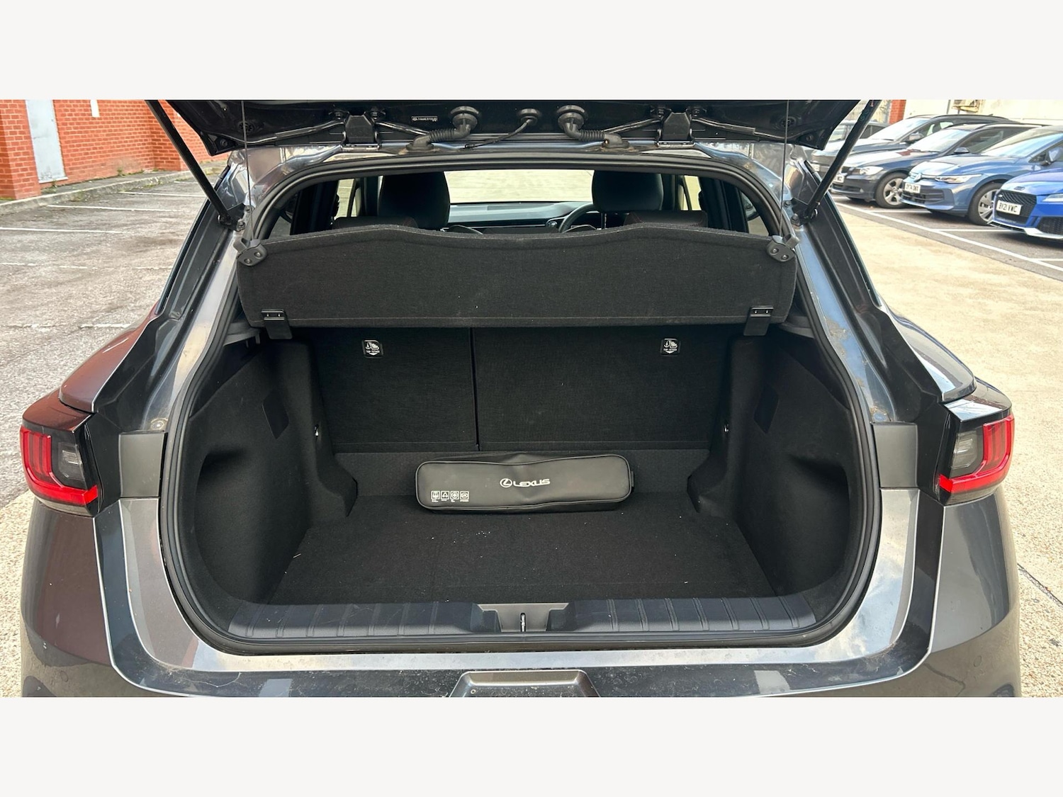 Used Lexus LBX 2024 for sale - 76377403: Photo 17