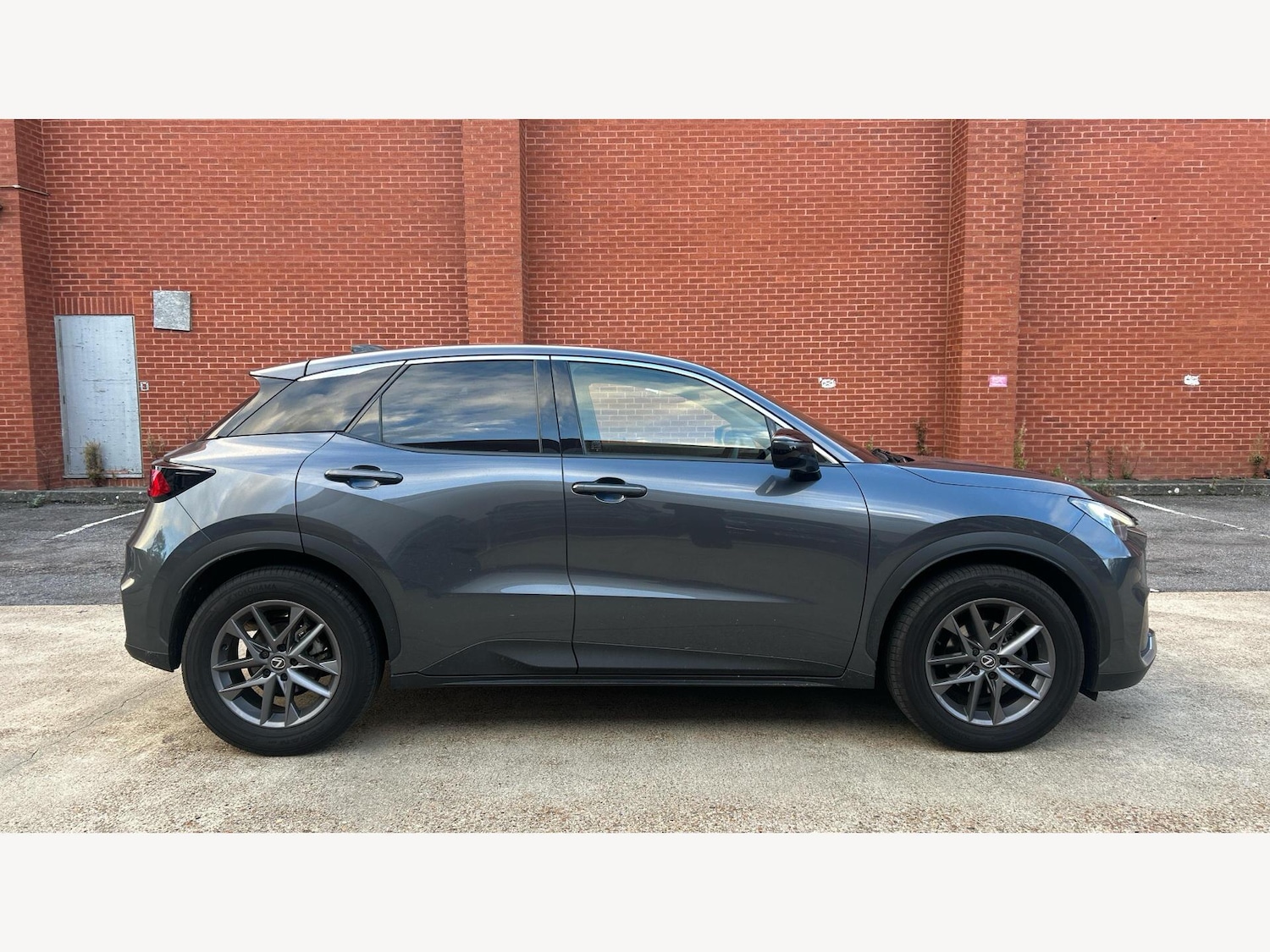 Used Lexus LBX 2024 for sale - 76377403: Photo 18