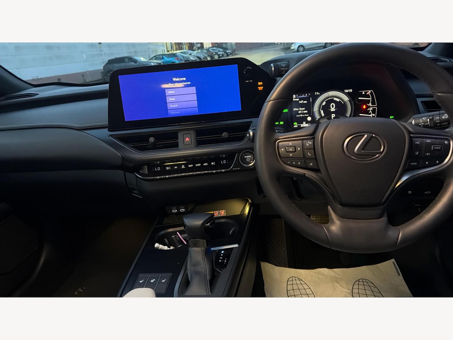 Used Lexus UX 2022 for sale - 77049960: Photo 10