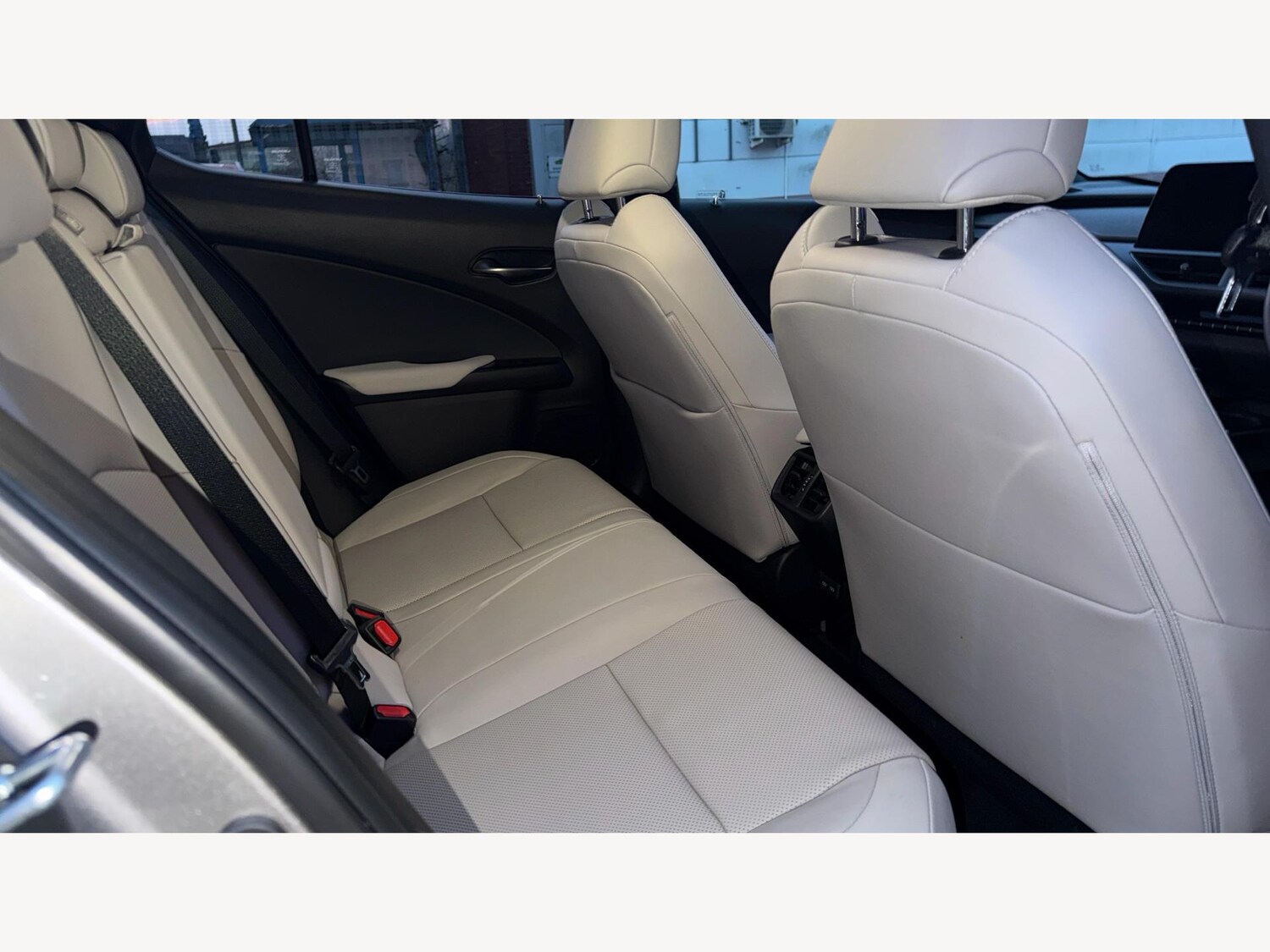 Used Lexus UX 2022 for sale - 77049960: Photo 11