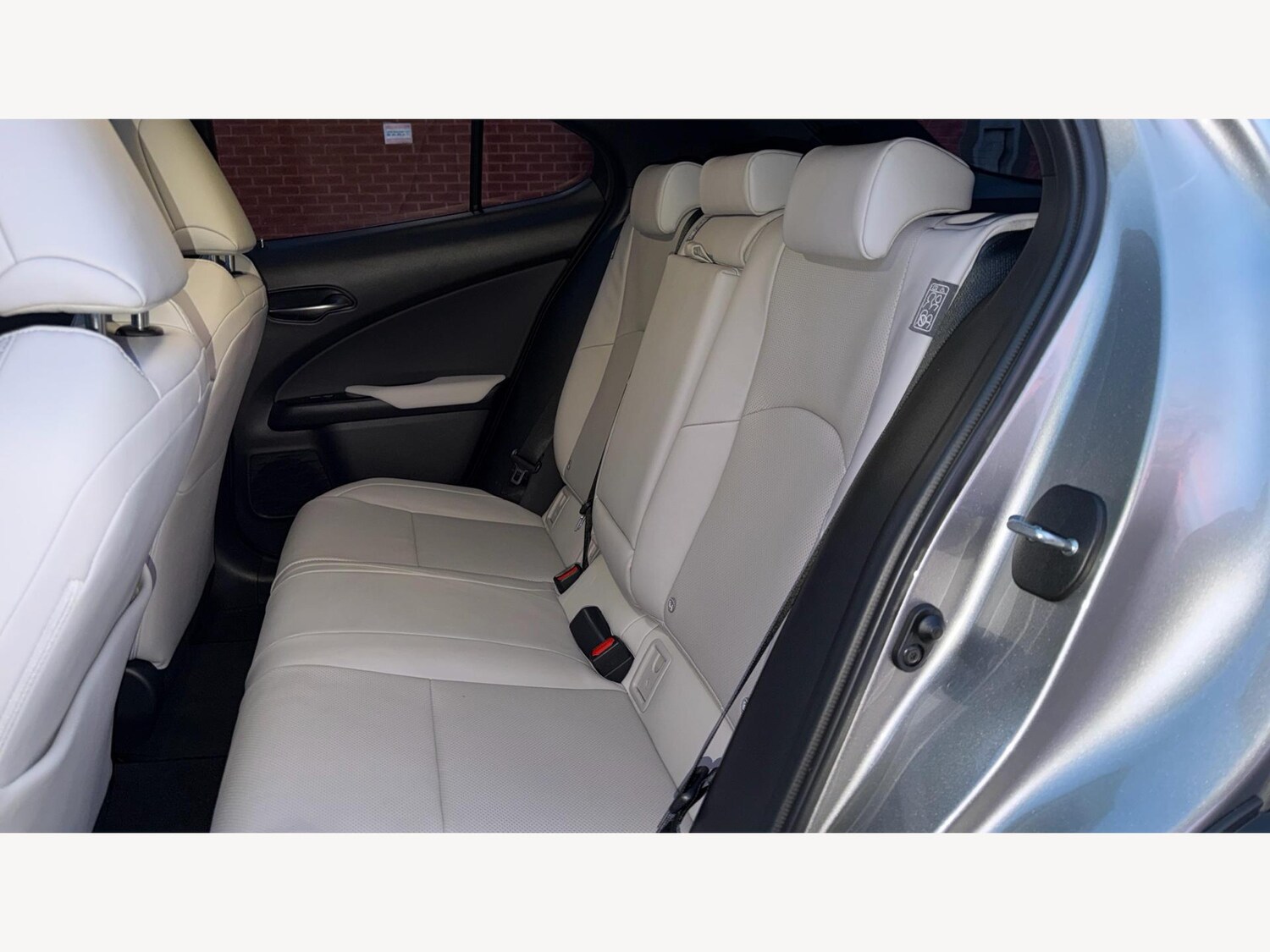 Used Lexus UX 2022 for sale - 77049960: Photo 16
