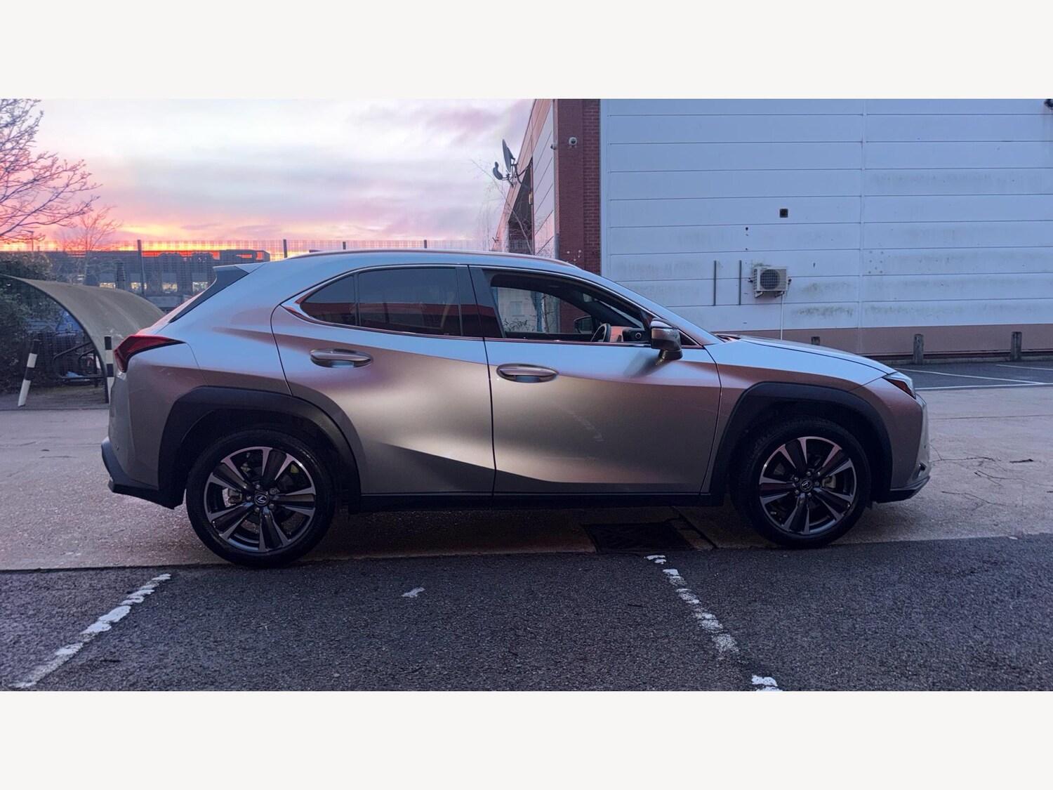 Used Lexus UX 2022 for sale - 77049960: Photo 18