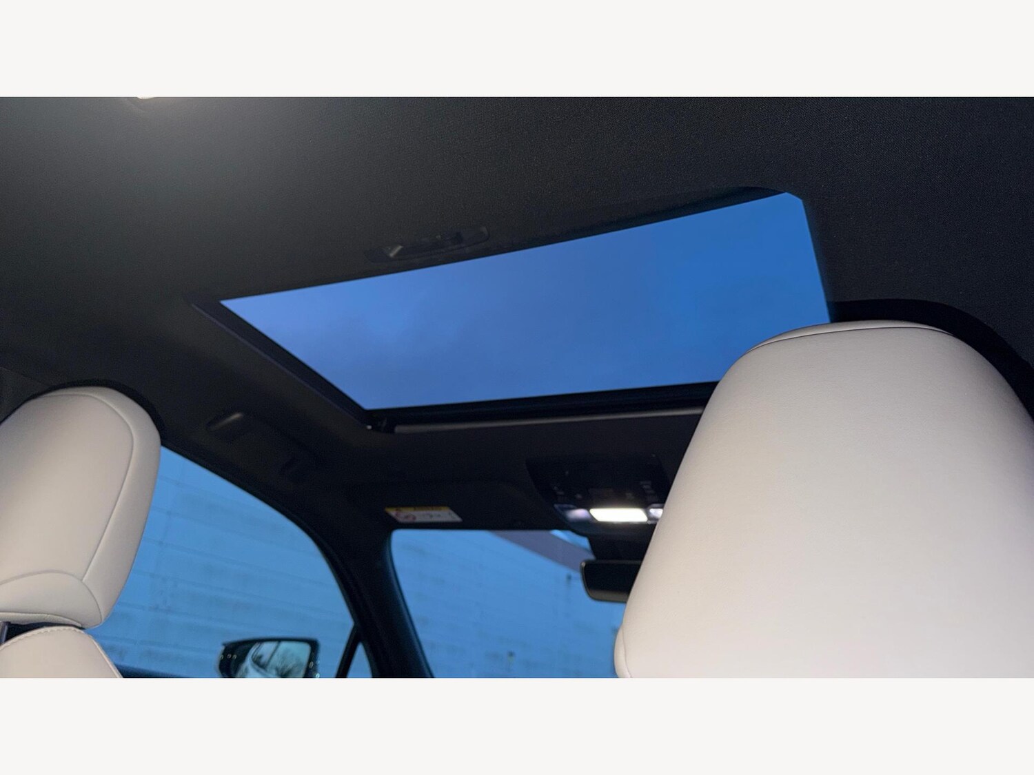 Used Lexus UX 2022 for sale - 77049960: Photo 25