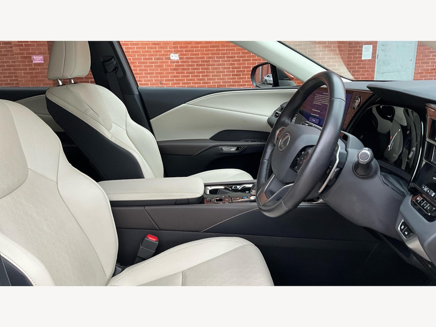 Used Lexus RX 2023 for sale - 77560041: Photo 15