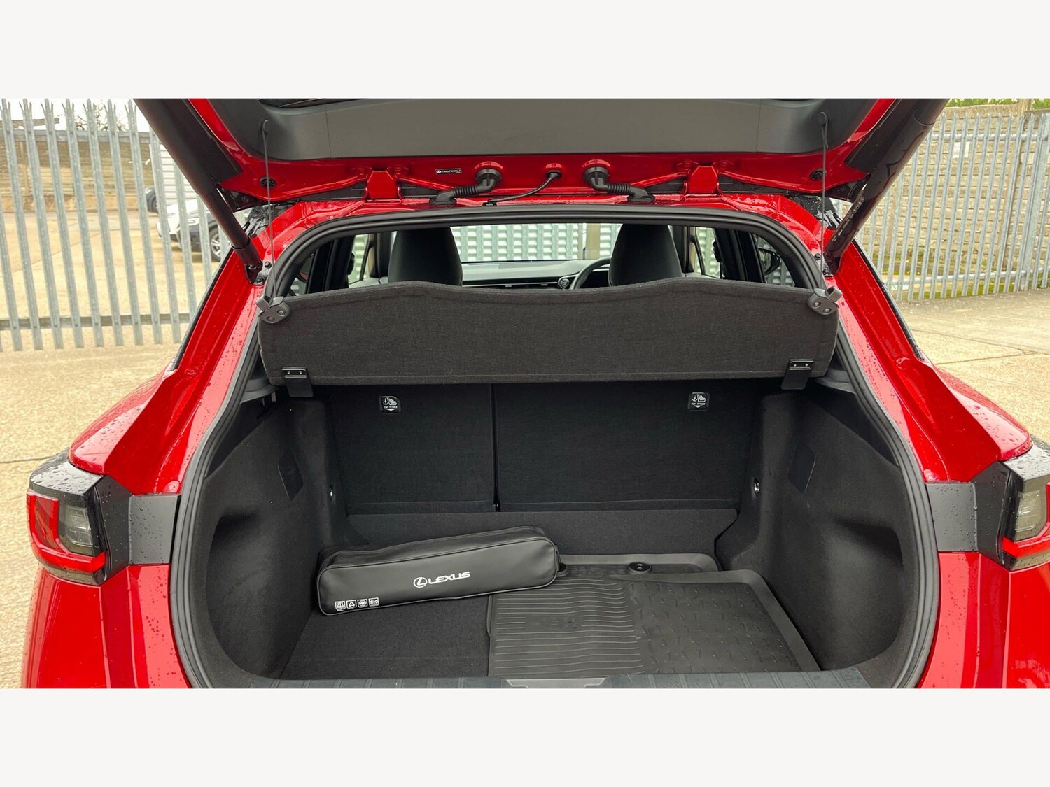 Used Lexus LBX for sale - 77823548: Photo 17