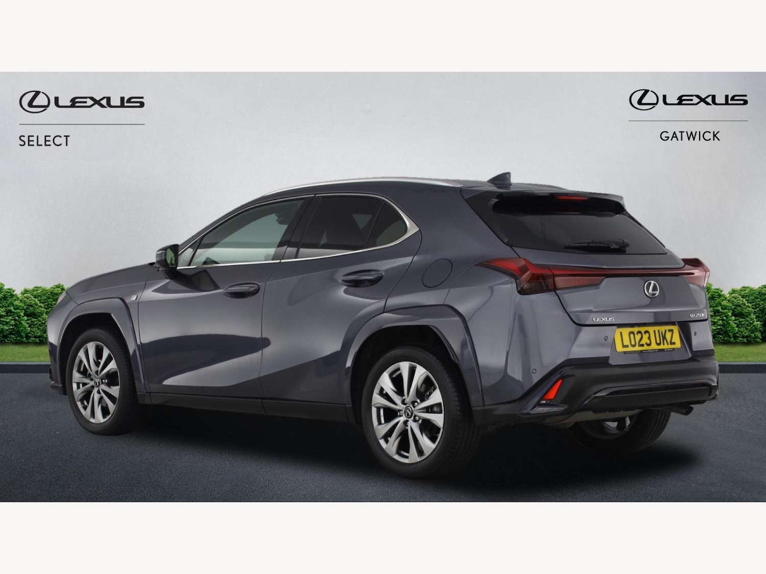 Used Lexus UX 2023 for sale - 76620503: Photo 2