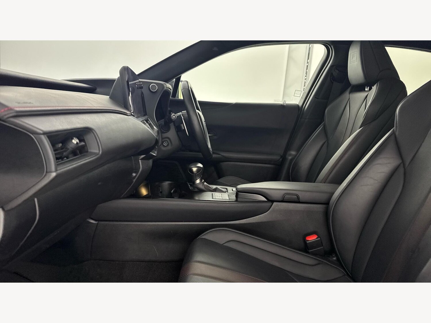 Used Lexus UX 2023 for sale - 76620503: Photo 8