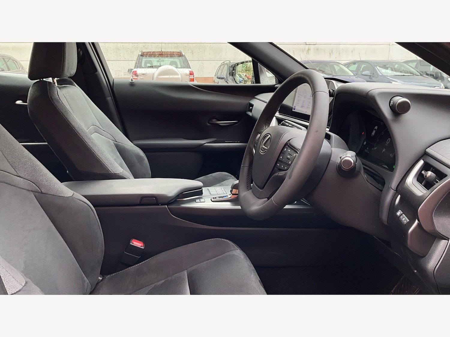 Used Lexus UX 2025 for sale - 77709618: Photo 15