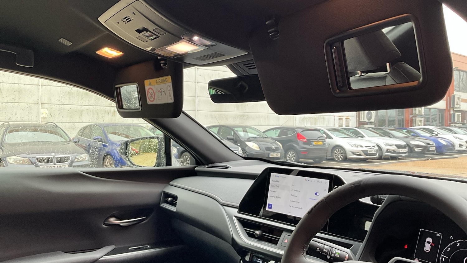 Used Lexus UX 2025 for sale - 77709618: Photo 32