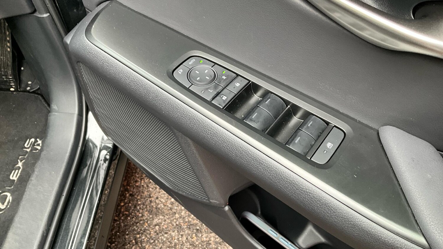 Used Lexus UX 2025 for sale - 77709618: Photo 34