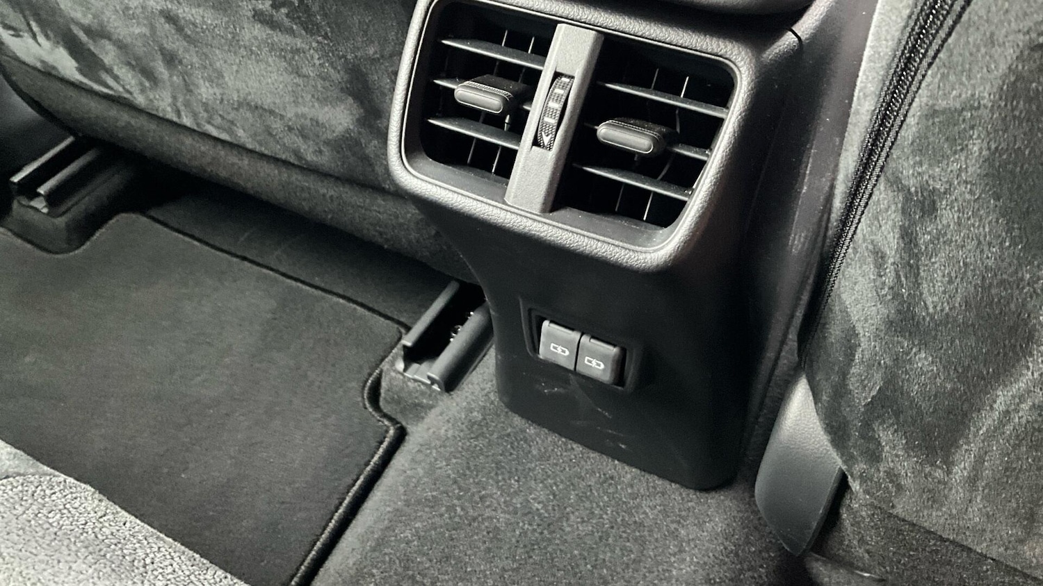 Used Lexus UX 2025 for sale - 77709618: Photo 41