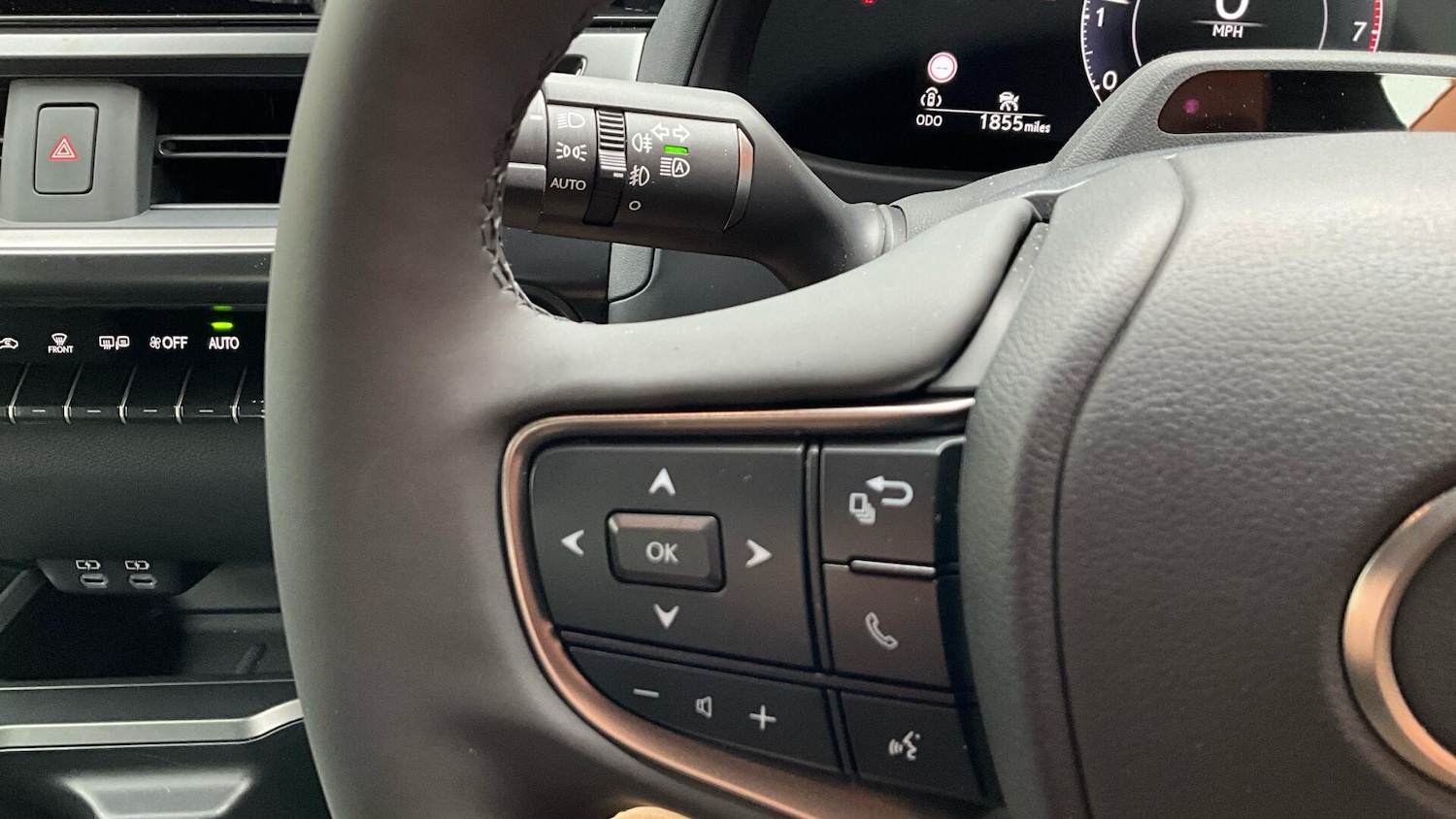 Used Lexus UX 2025 for sale - 77709618: Photo 46