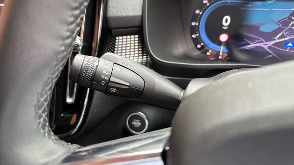 Used Volvo XC40 2024 for sale - 76295309: Photo 33