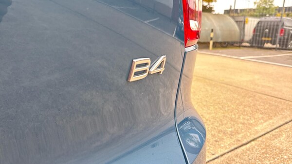 Used Volvo XC40 2024 for sale - 76295309: Photo 40