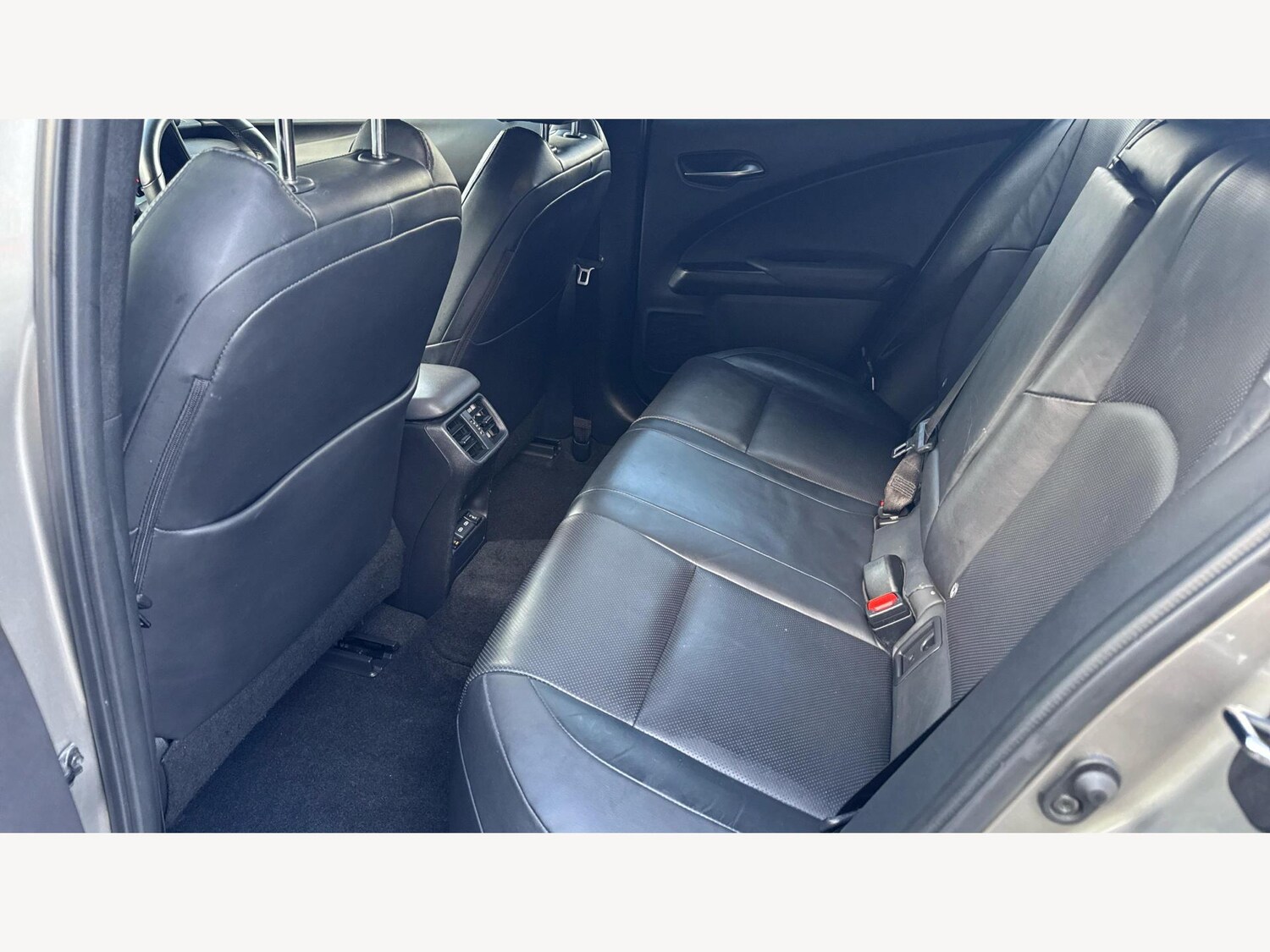 Used Lexus UX 2022 for sale - 77395661: Photo 16