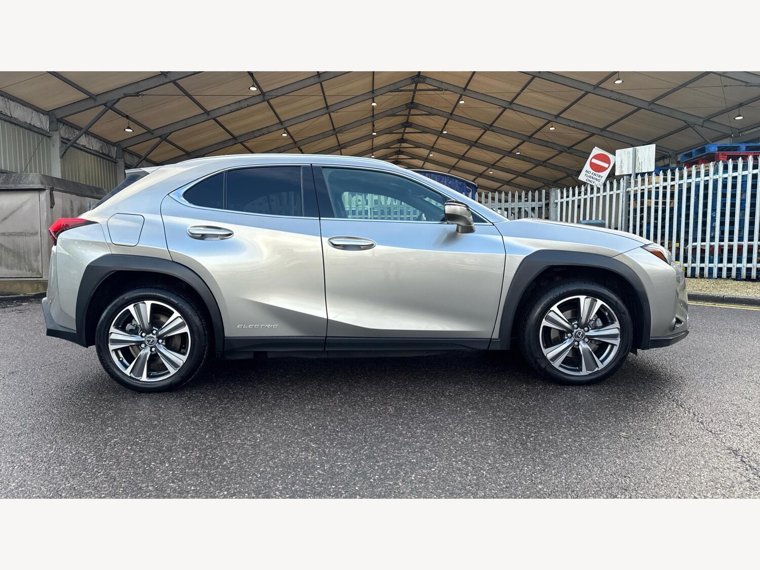 Used Lexus UX 2022 for sale - 77395661: Photo 18