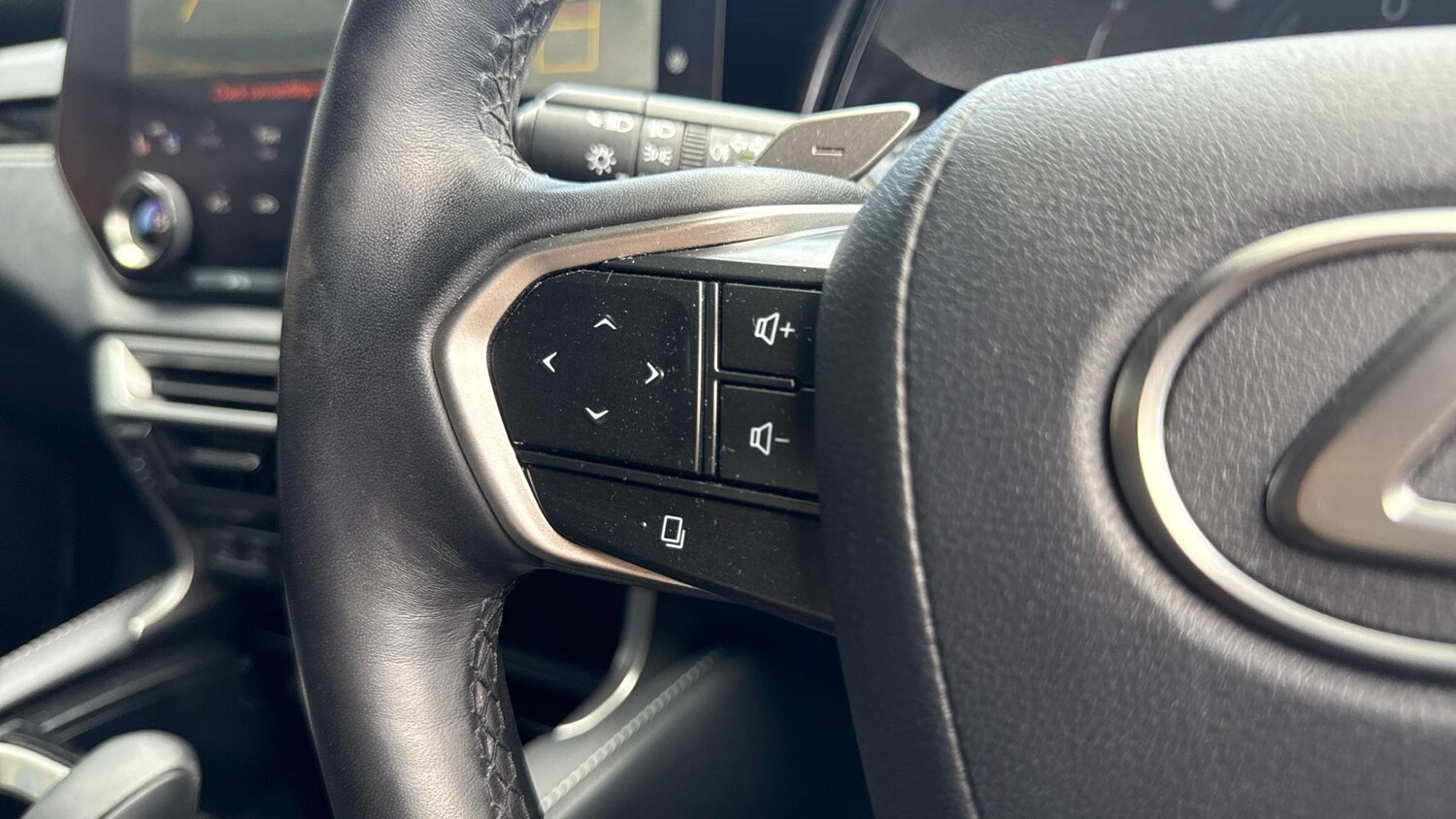 Used Lexus RX 2023 for sale - 78157679: Photo 33