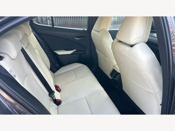 Used Lexus UX 2023 for sale - 76294716: Photo 11