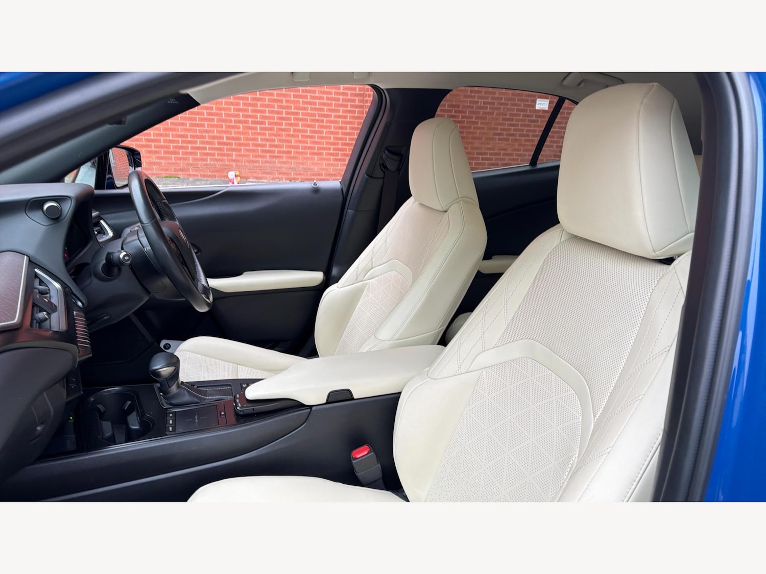 Used Lexus UX 2019 for sale - 77074595: Photo 8