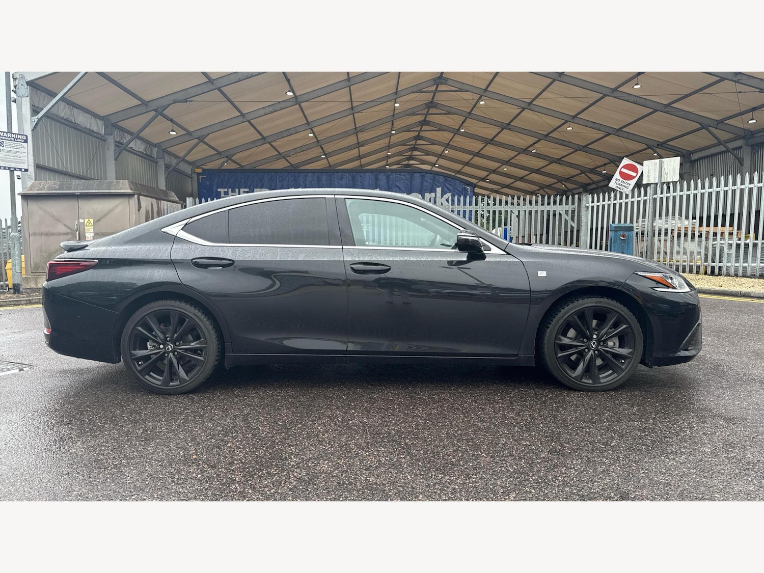 Used Lexus ES 2024 for sale - 76378018: Photo 18