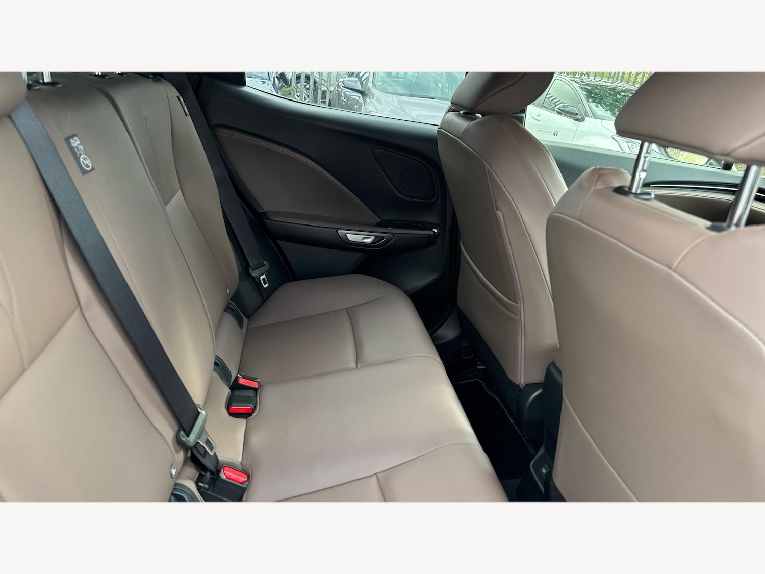 Used Lexus LBX 2024 for sale - 76388479: Photo 11