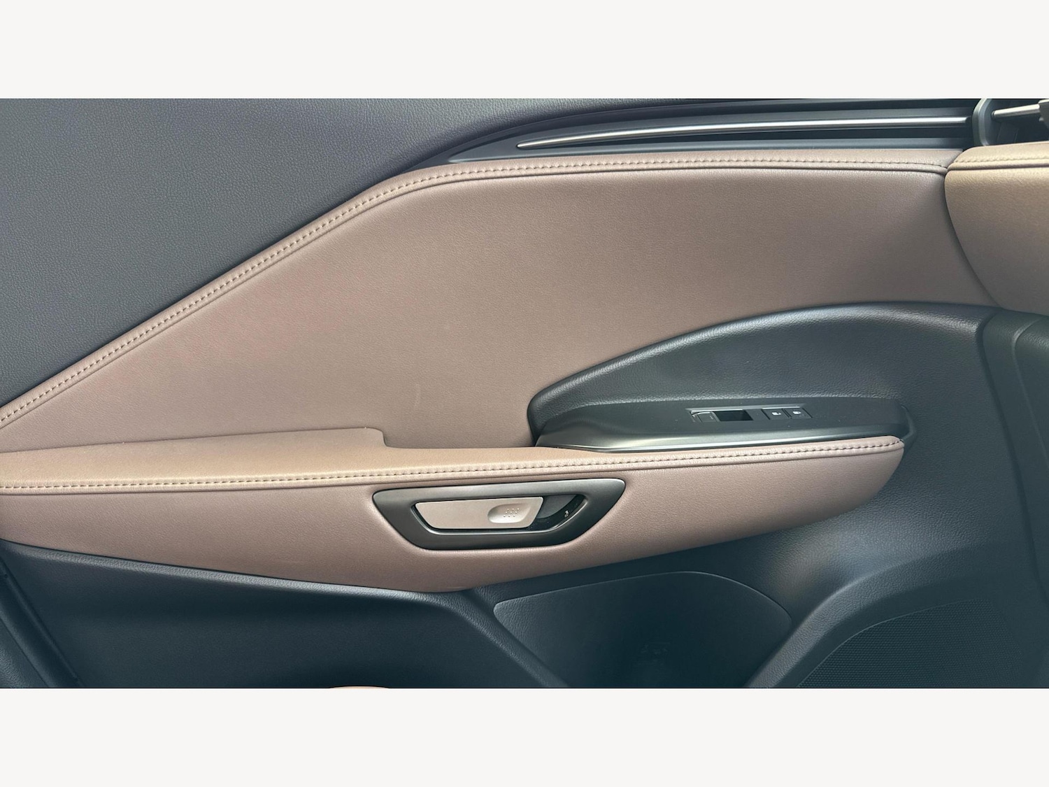 Used Lexus LBX 2024 for sale - 76388479: Photo 27