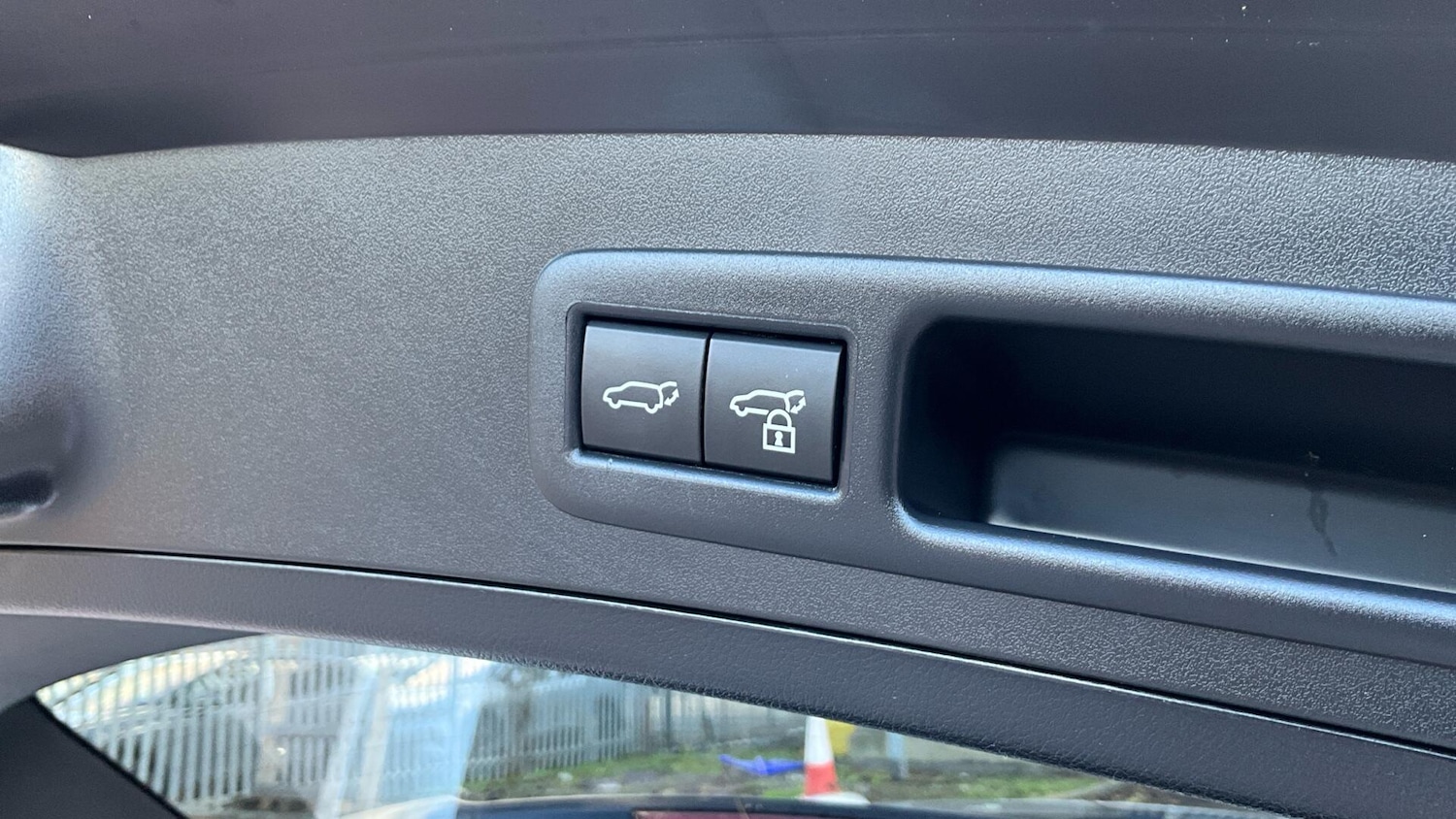 Used Lexus UX 2024 for sale - 76715404: Photo 42