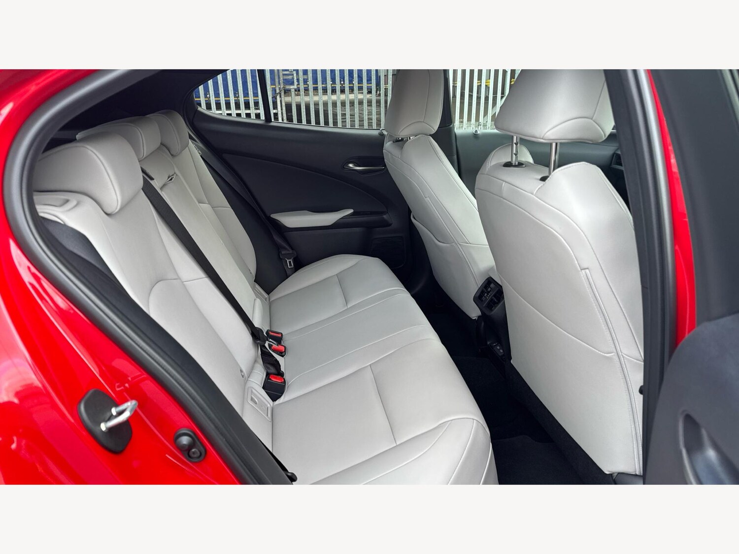 Used Lexus UX 2025 for sale - 77400447: Photo 11