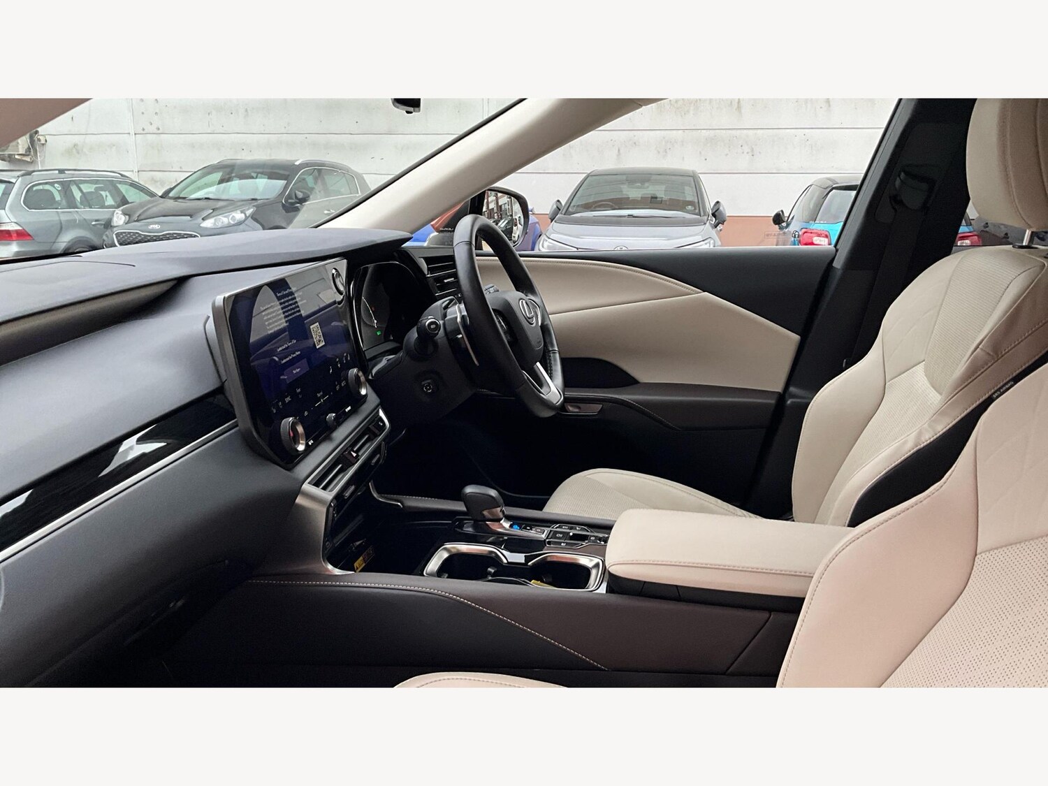 Used Lexus RX 2023 for sale - 77440267: Photo 8